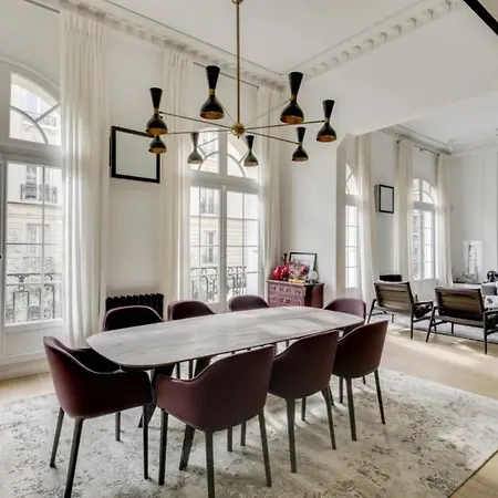 Masterful Contemporary Design Apartment Beausoleil