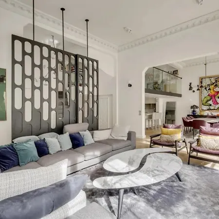 Masterful Contemporary Design Apartment Beausoleil