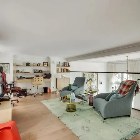 Masterful Contemporary Design * Beausoleil